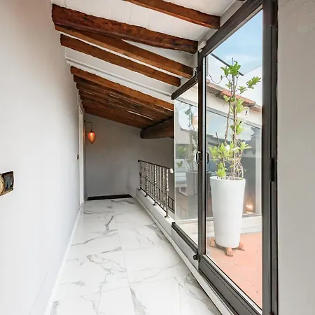 Regina House By Mmega Florence