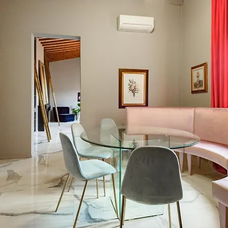 Regina House By Mmega