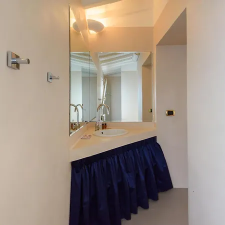 Apartment Regina House By Mmega *
