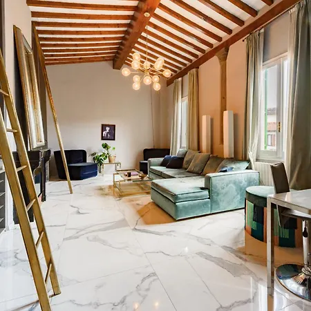 Apartment Regina House By Mmega