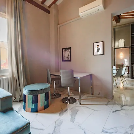 Appartamento Regina House By Mmega